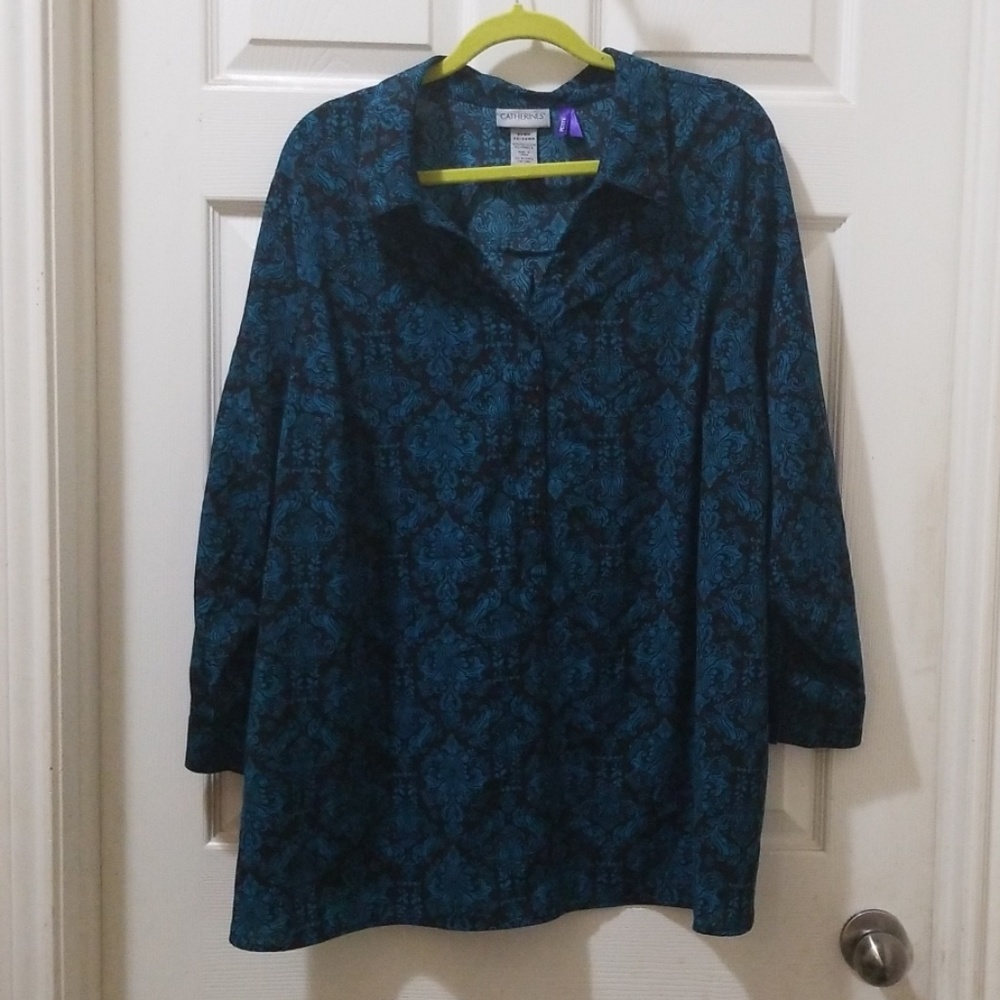 Black and teal shirt